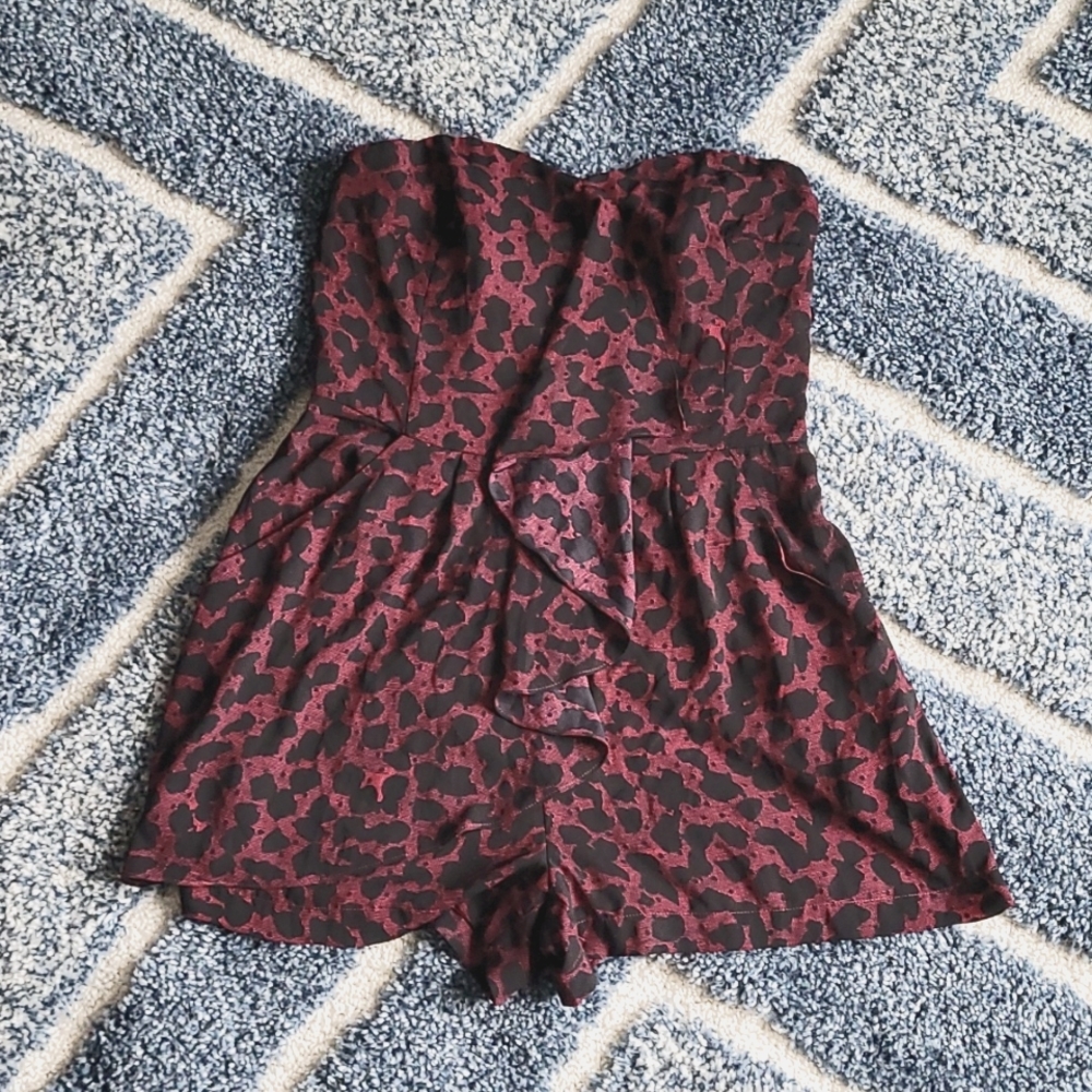 EXPRESS Sleeveless Romper